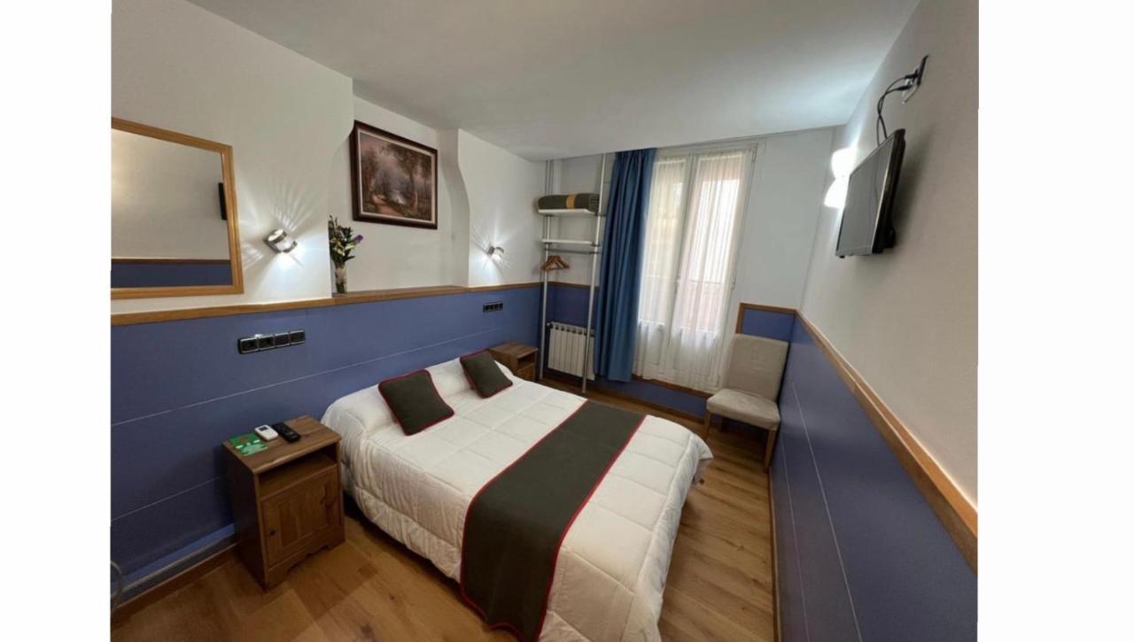 Pension Irune By Vivere Stays San Sebastián Zewnętrze zdjęcie